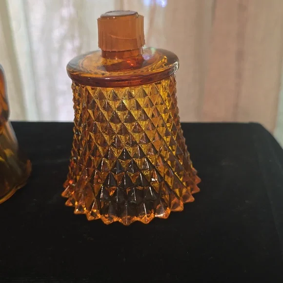 Set Of 2 Amber Peg Votive Glass Diamond Tulip - Picture 3 of 4